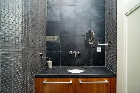 Elegant Old Town With Balcony Apartment *