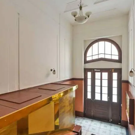 Apartment Elegant Old Town With Balcony *
